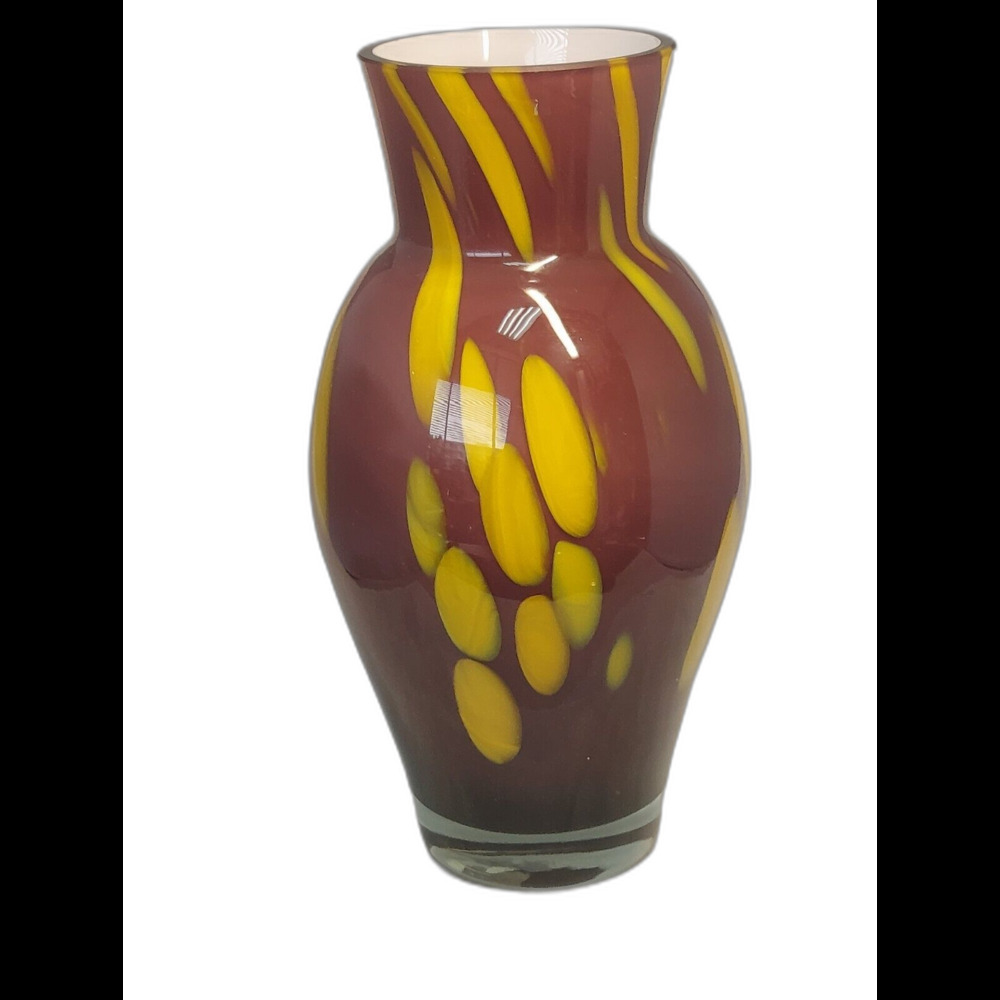 HEAVY  AMETHYST PURPLE YELLOW DESIGN ART GLASS VASE 9 1/4" TALL WITH CLEAR BASE